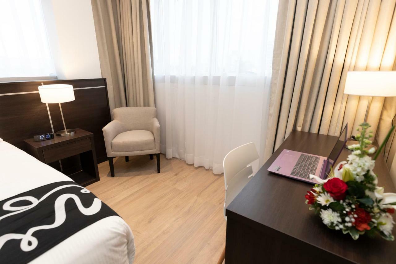 Amerian Rafaela Hotel Luaran gambar